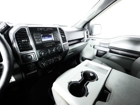 Used 2016 Ford F150 XLT w/ Equipment Group 301A Mid AWD/4WD image 29