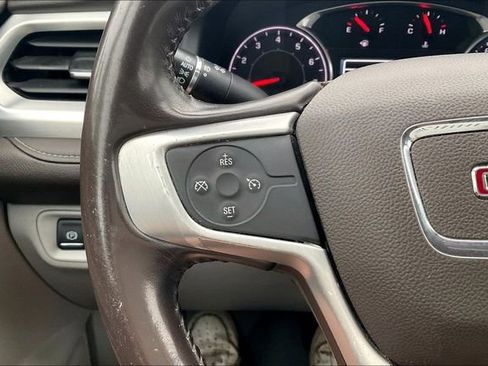 Used 2019 GMC Acadia SLT FWD image 18