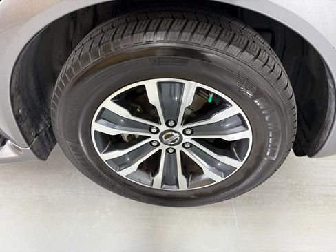 Used 2018 Nissan Armada SL w/ Moonroof Package image 10