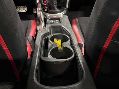 Used 2019 Toyota 86 RWD image 33