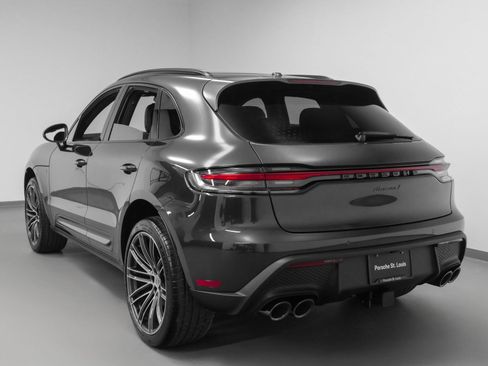 Used 2025 Porsche Macan Turbo image 3