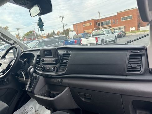 Used 2024 Ford Transit 250 Low Roof w/ Exterior Upgrade Package image 34