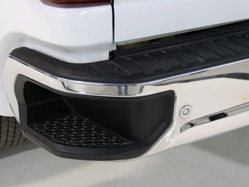 Used 2022 Chevrolet Silverado 3500 LTZ w/ LTZ Plus Package image 15