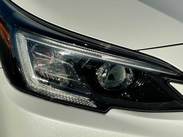 Used 2021 Subaru Outback AWD/4WD image 30