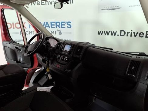 Used 2015 RAM ProMaster 2500 w/ Interior Convenience Group FWD image 12