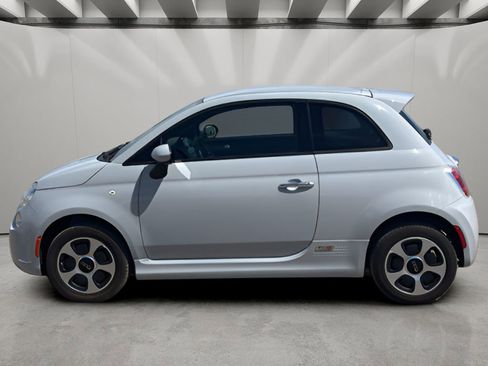 Used 2017 FIAT 500 e image 2