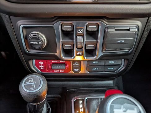 New 2026 Jeep Wrangler Unlimited Rubicon AWD/4WD image 21