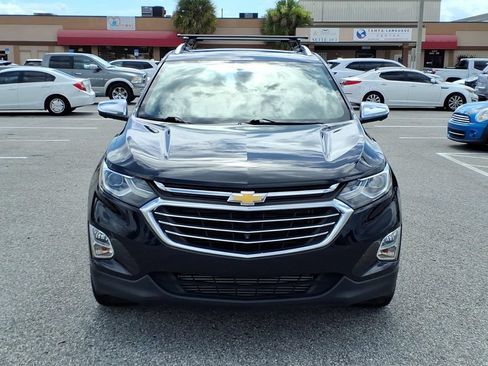 Used 2020 Chevrolet Equinox Premier FWD image 2