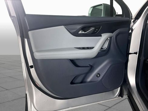 Used 2020 Chevrolet Blazer LT FWD image 20