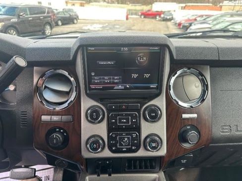 Used 2014 Ford F250 Lariat w/ Chrome Package image 22