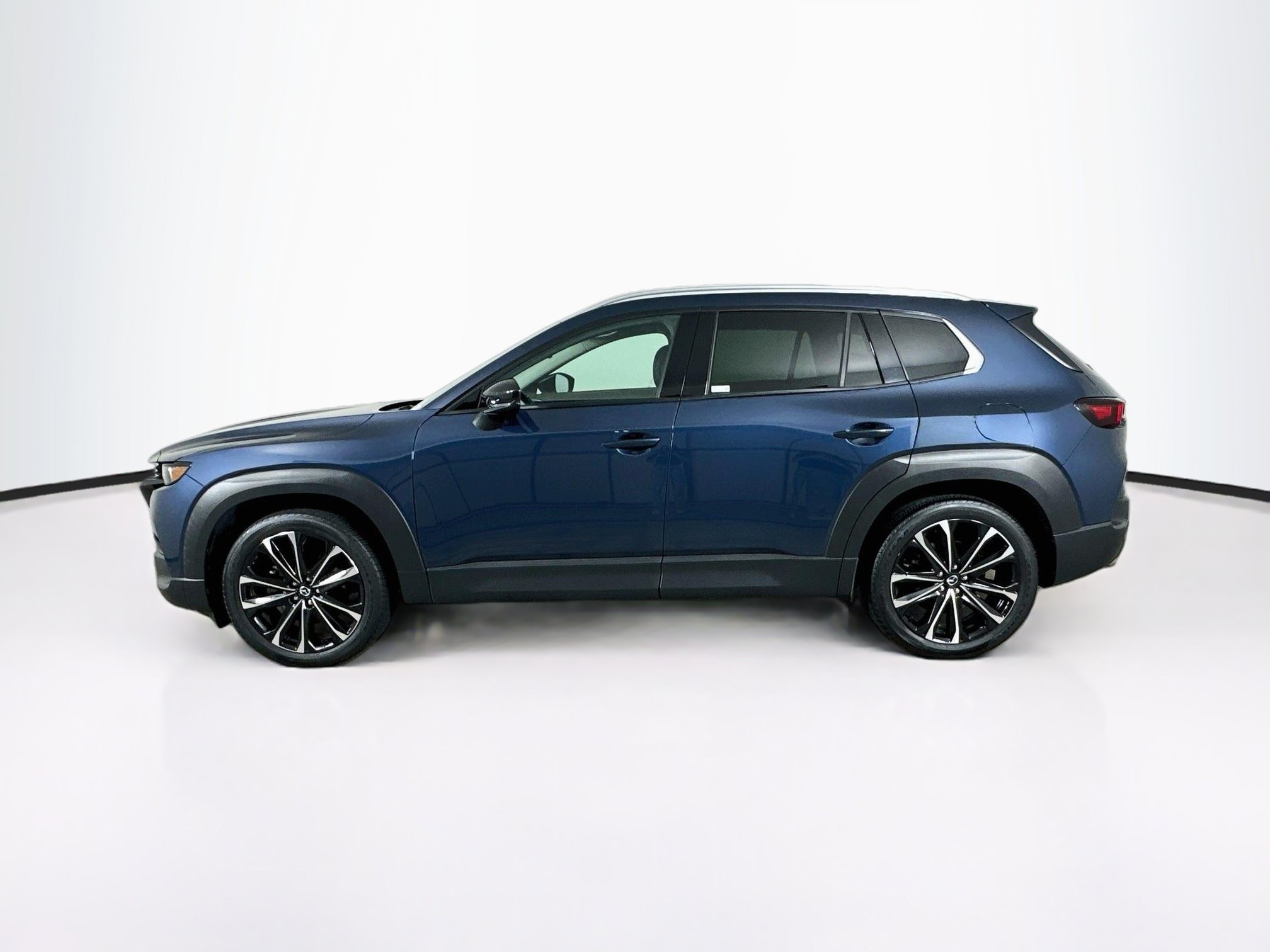 Used 2025 MAZDA CX-50 AWD 2.5 S w/ Premium Plus Pkg image 4