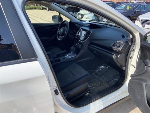 Used 2021 Subaru Crosstrek 2.0i image 11