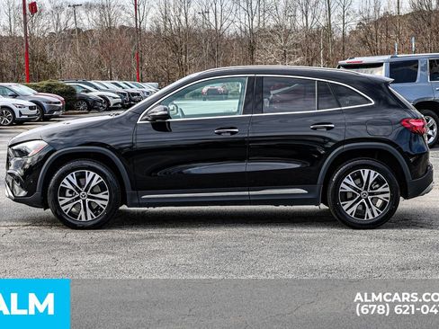 Used 2025 Mercedes-Benz GLA 250 4MATIC image 9
