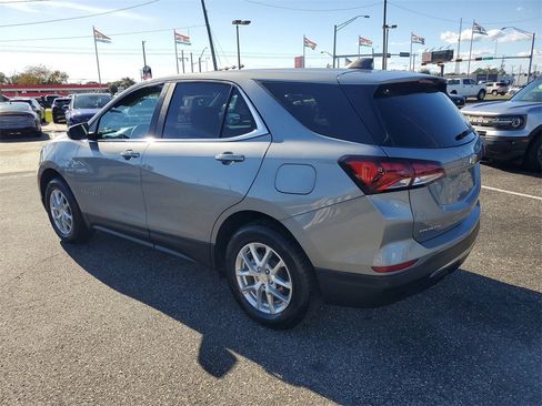Used 2024 Chevrolet Equinox LT image 3