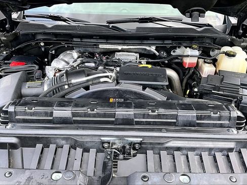 Used 2023 GMC Sierra 2500 Denali AWD/4WD image 10