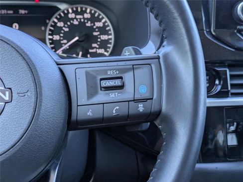 Used 2025 Nissan Pathfinder SV AWD/4WD image 29