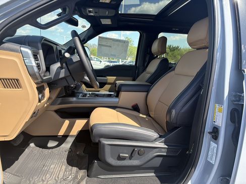 New 2025 Ford F250 Lariat w/ Lariat Ultimate Package AWD/4WD image 23