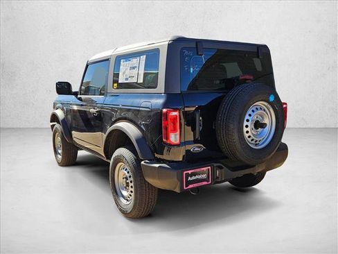 New 2025 Ford Bronco image 9