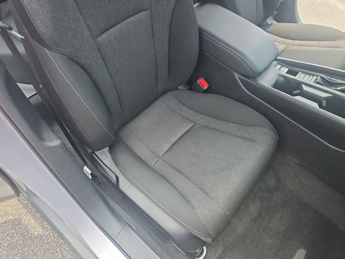 Used 2023 Honda Accord EX image 10