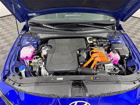 New 2025 Hyundai Elantra SEL image 28
