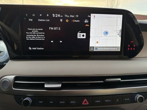 Used 2024 Hyundai Palisade Limited image 12