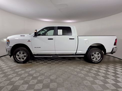 Used 2025 RAM 2500 Big Horn AWD/4WD image 4