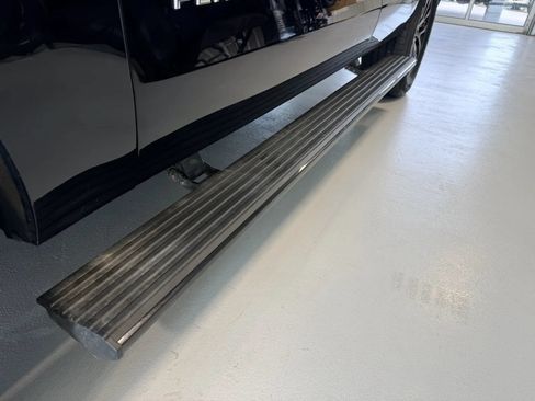 Used 2025 Ford Expedition Platinum AWD/4WD image 49