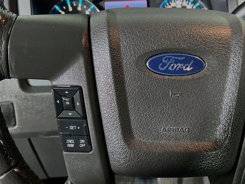Used 2014 Ford F150 XLT w/ Equipment Group 302A Luxury AWD/4WD image 19