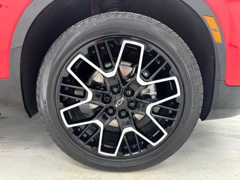 Used 2023 Chevrolet Blazer RS w/ Driver Confidence II Package FWD image 34