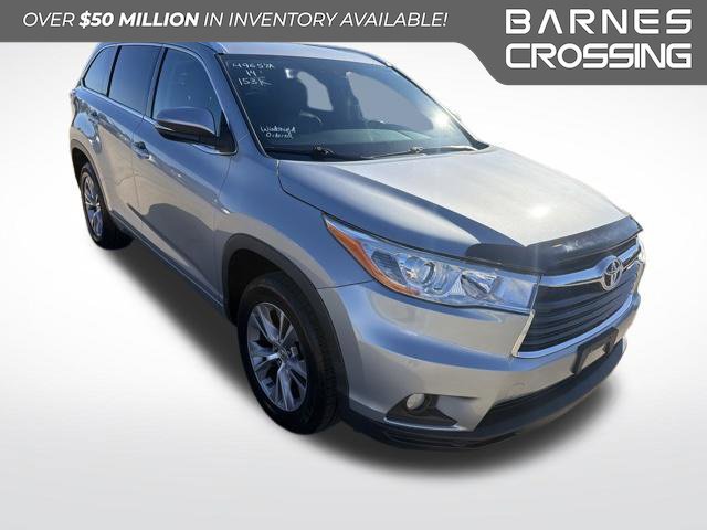 Used 2014 Toyota Highlander XLE FWD image 1