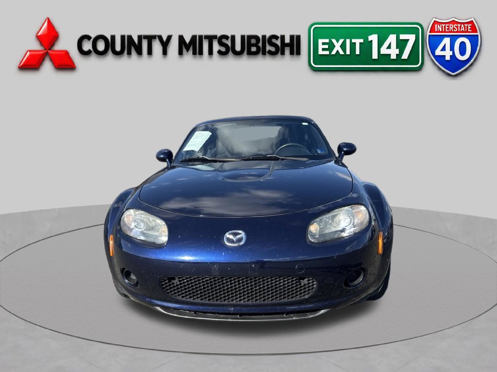 Used 2007 MAZDA MX-5 Miata Sport RWD image 2
