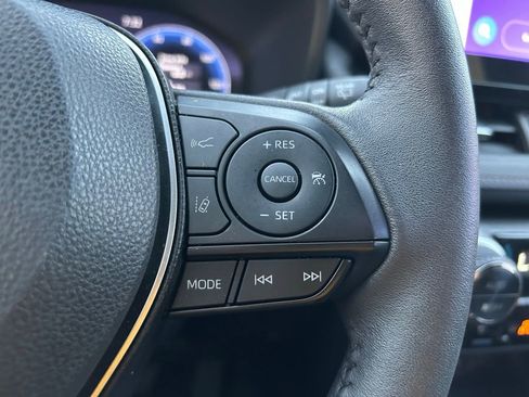 Used 2024 Toyota RAV4 Limited image 19