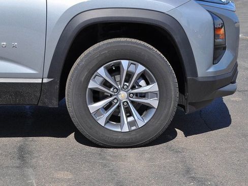 New 2026 Chevrolet Equinox LT image 5