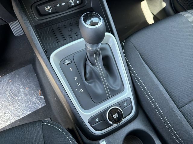 New 2026 Hyundai Venue SEL FWD image 33