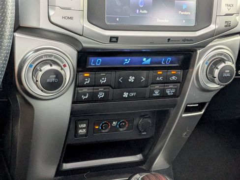 Used 2016 Toyota 4Runner Limited AWD/4WD image 15
