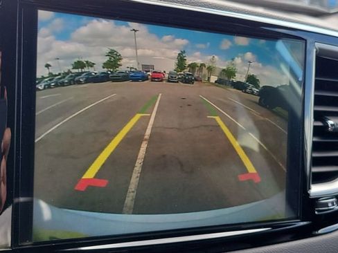 New 2026 Chrysler Voyager LX image 23