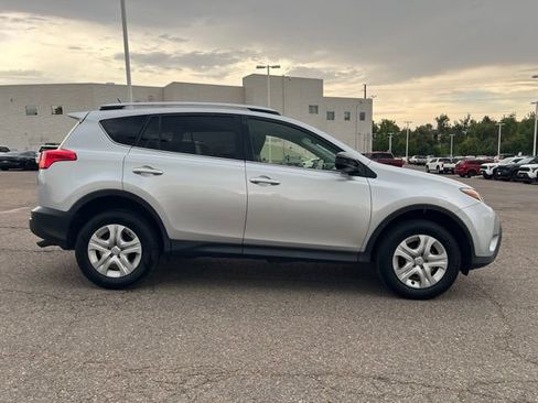 Used 2015 Toyota RAV4 LE FWD image 7