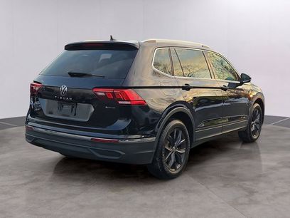 Used 2024 Volkswagen Tiguan SE
