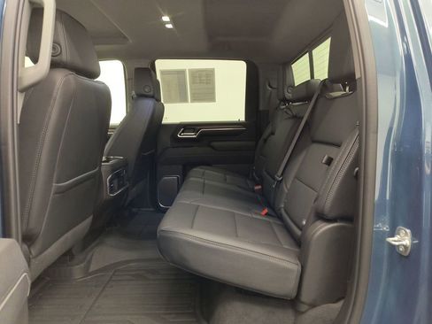 Used 2025 GMC Sierra 3500 Denali w/ Denali Reserve Package AWD/4WD image 12