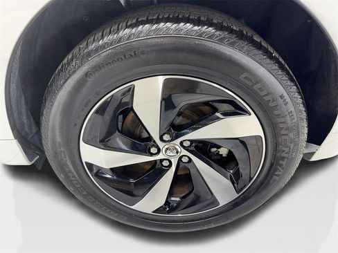 Used 2024 Jaguar F-PACE R-Dynamic S image 82