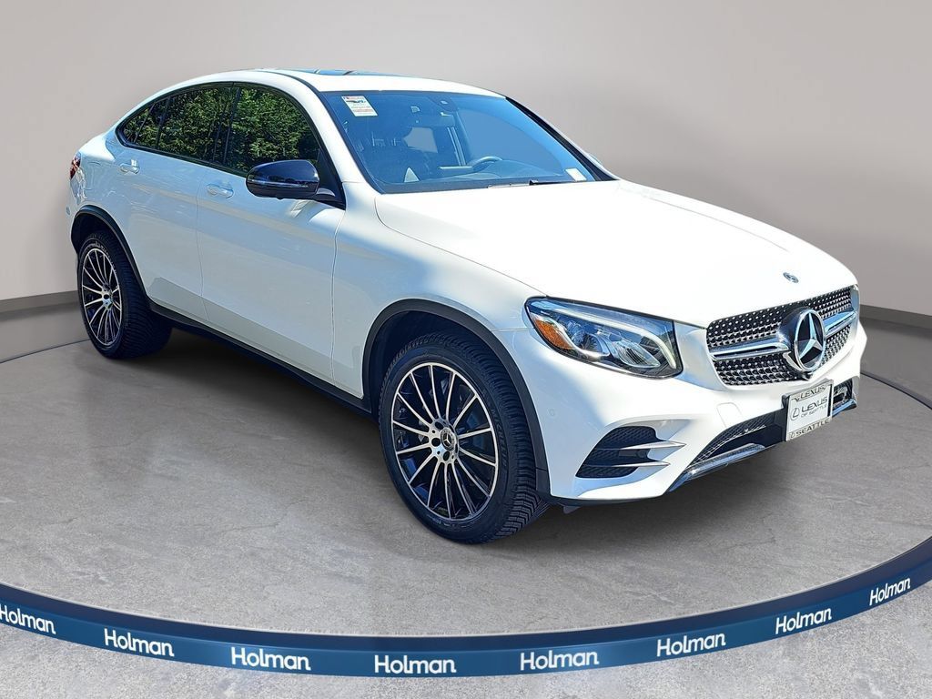 Used 2019 Mercedes-Benz GLC 300 4MATIC Coupe image 4