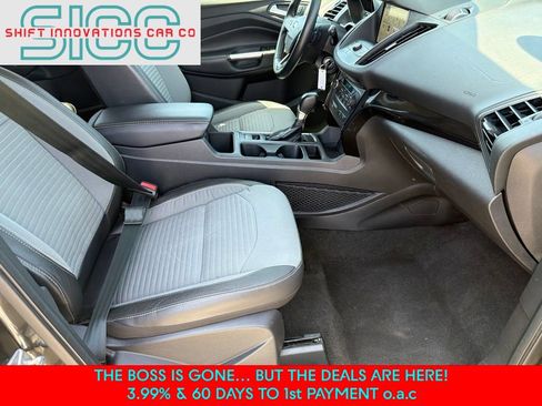Used 2018 Ford Escape SE w/ SE Sport Appearance Package FWD image 15