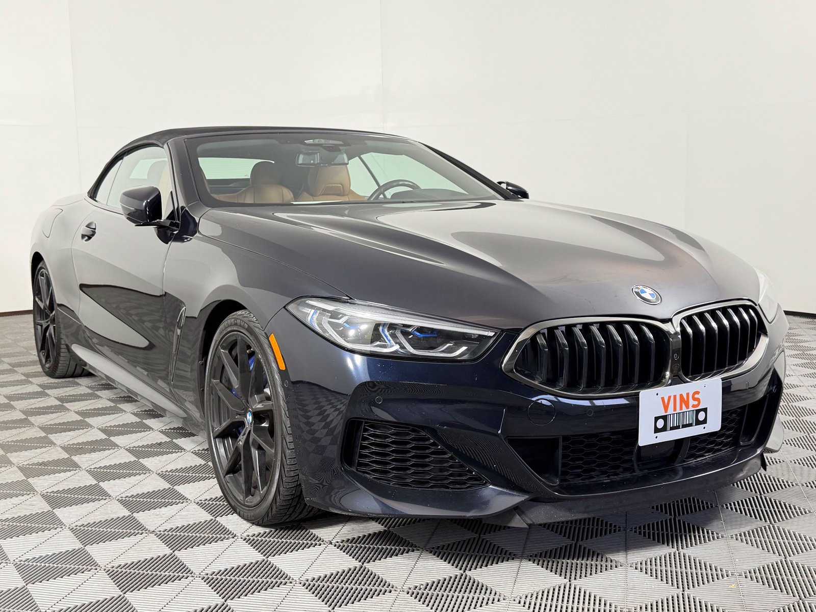 Used 2019 BMW M850i xDrive Convertible AWD/4WD image 1