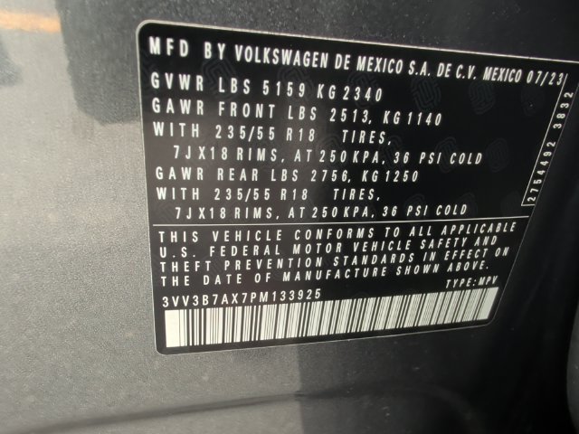 Certified 2023 Volkswagen Tiguan SE FWD image 25
