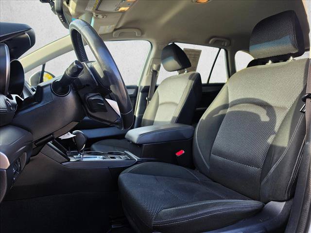 Used 2019 Subaru Outback 2.5i Premium AWD/4WD image 23