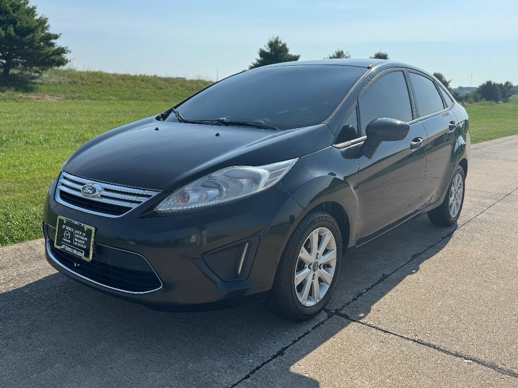 Used 2011 Ford Fiesta SE w/ 203A Rapid Spec Order Code FWD image 2