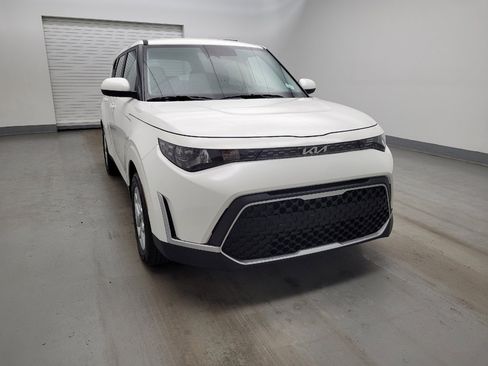 Used 2025 Kia Soul S image 14