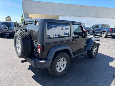 Used 2017 Jeep Wrangler Sport w/ Quick Order Package 24S AWD/4WD image 7