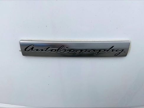 Used 2016 Land Rover Range Rover Holland & Holland AWD/4WD image 13
