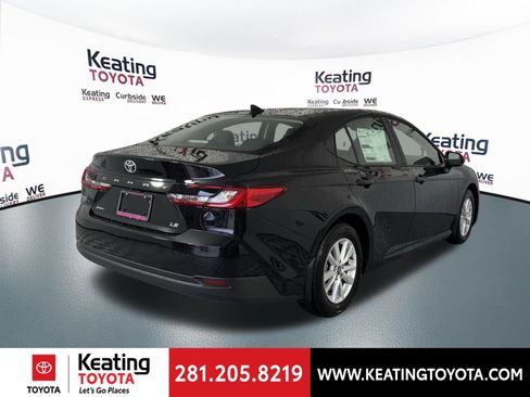 Used 2026 Toyota Camry LE w/ Convenience Package FWD image 14